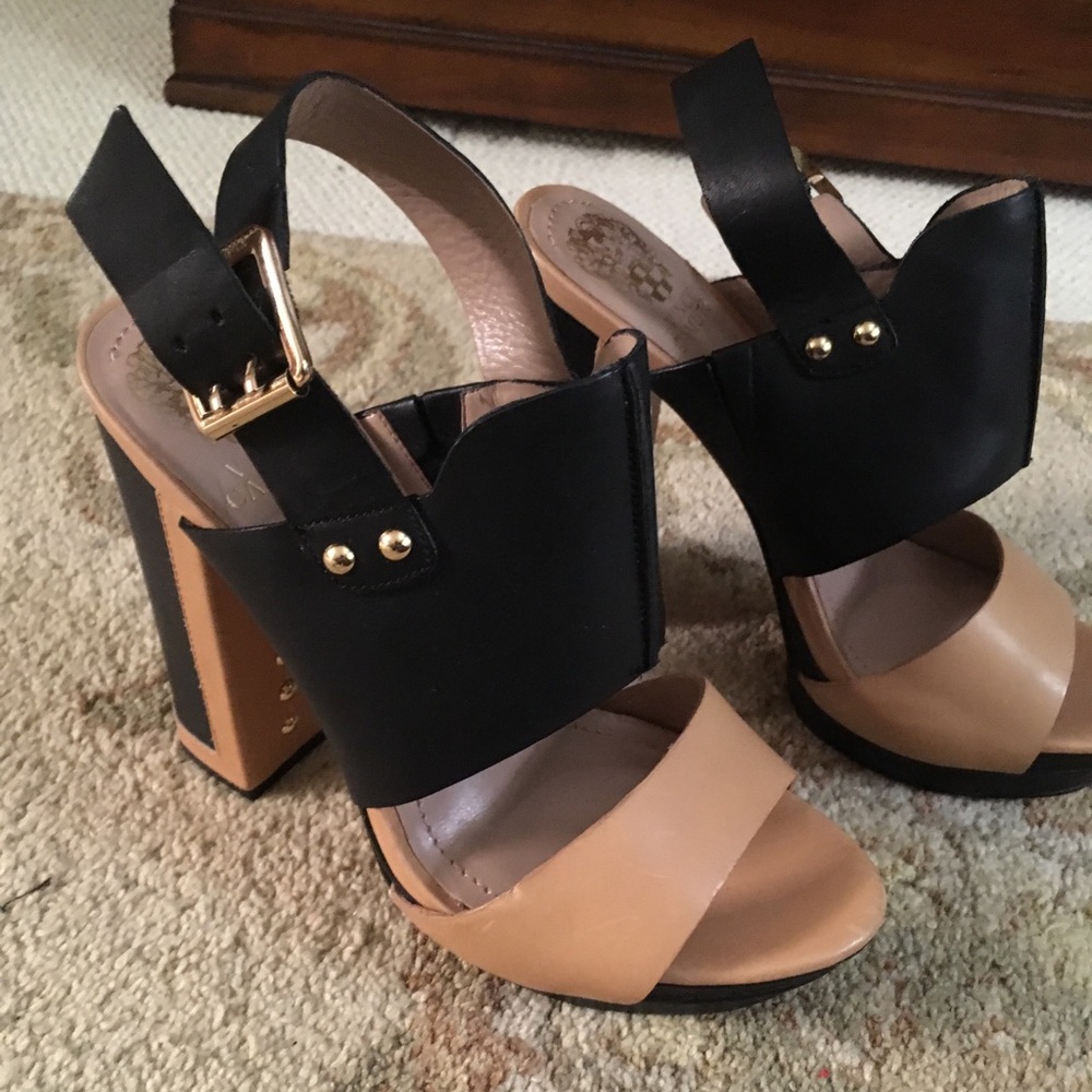 Vince Camuto heels NWOT